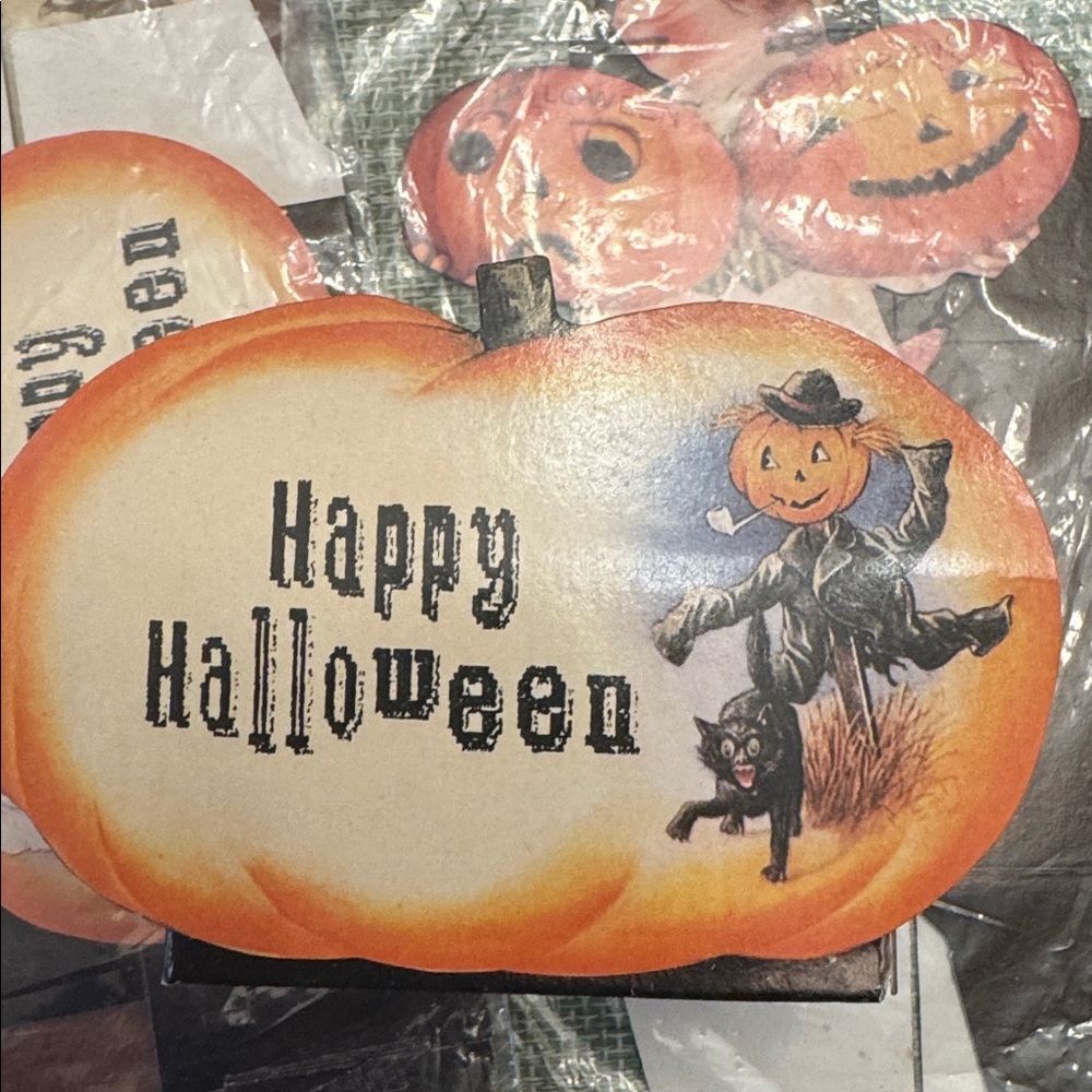 Halloween Candy Boxes, Vintage, Victorian Repros.
4 Packaged Boxes C-1990’s - Picture 12 of 12